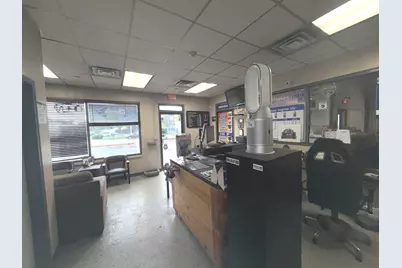 824 E Chicago Street, Elgin, IL 60120 - Photo 9