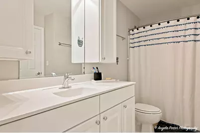 649 S Parkside Drive, Round Lake, IL 60073 - Photo 19