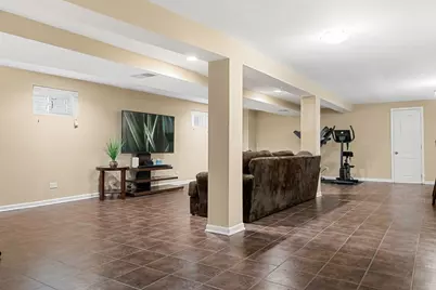 5705 W Maple Avenue, Berkeley, IL 60163 - Photo 13