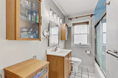 8146 Lowell Avenue, Skokie, IL 60076 - Photo 9