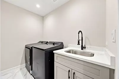 9235 Crescent Court, Oak Lawn, IL 60453 - Photo 31