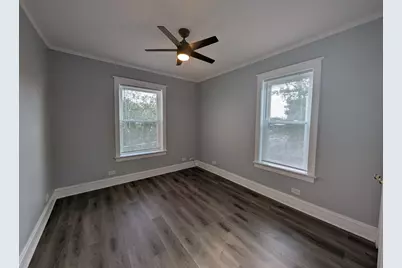 1457 W Foster Avenue #3r, Chicago, IL 60640 - Photo 11