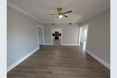 1457 W Foster Avenue #3r, Chicago, IL 60640 - Photo 5