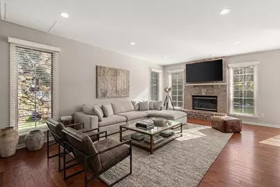 5000 Vernon Park Place, Lisle, IL 60532 - Photo 13