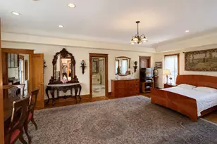 1506 Oswego Rd, Naperville, IL 60540 - Photo 5