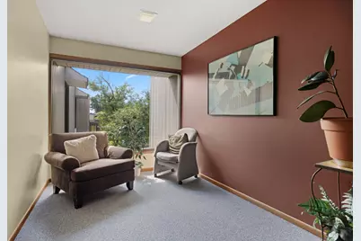 7300 Fairview Avenue #206, Downers Grove, IL 60516 - Photo 5