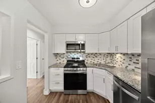 7300 Fairview Ave, Downers Grove, IL 60516 - Photo 13