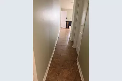 6730 Valley View Road, Hanover Park, IL 60133 - Photo 11