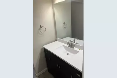 6730 Valley View Road, Hanover Park, IL 60133 - Photo 7