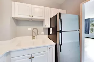 3600 N Lake Shore Dr, Chicago, IL 60613 - Photo 7