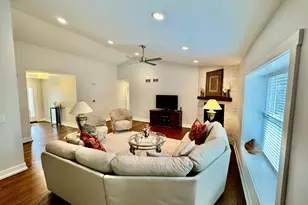 628 Krpan Ct, Dekalb, IL 60115 - Photo 7