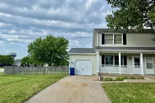 1383 Moluf St, Dekalb, IL 60115 - Photo 1