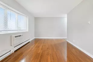 5920 N Kenmore Ave, Chicago, IL 60660 - Photo 5