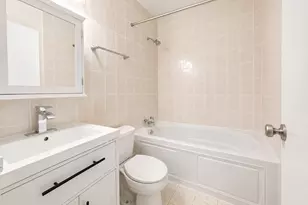 5920 N Kenmore Ave, Chicago, IL 60660 - Photo 11