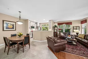 203 Tanglewood Dr, Glen Ellyn, IL 60137 - Photo 5
