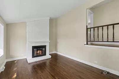 218 E Central Avenue, Lombard, IL 60148 - Photo 3