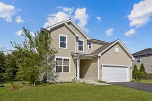 2215 Walnut Glen Blvd, Island Lake, IL 60042 - Photo 1