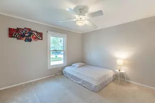 520 Highland Grove Dr, Buffalo Grove, IL 60089 - Photo 15