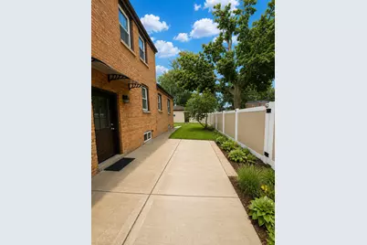 1693 Linden Street, Des Plaines, IL 60018 - Photo 21