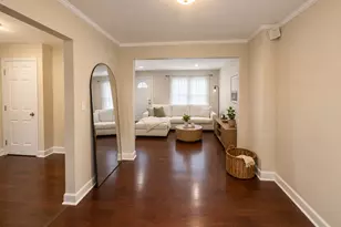 1693 Linden St, Des Plaines, IL 60018 - Photo 3