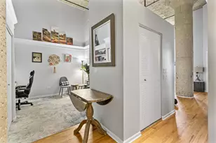 758 N Larrabee St, Chicago, IL 60654 - Photo 15