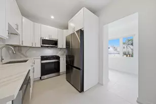 1109 N Kedvale Ave, Chicago, IL 60651 - Photo 7