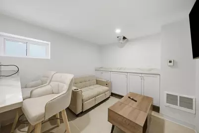 1109 N Kedvale Avenue #1, Chicago, IL 60651 - Photo 19