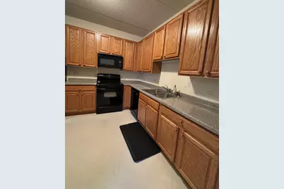 9530 Cook Avenue #305, Oak Lawn, IL 60453 - Photo 7