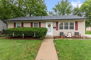 1936 E Marmion St, Kankakee, IL 60901 - Photo 3