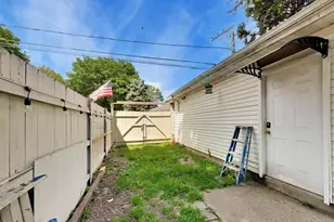 932 S Mayfield Ave, Chicago, IL 60644 - Photo 25