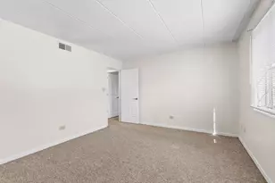18302 Robin Ln, Homewood, IL 60430 - Photo 13