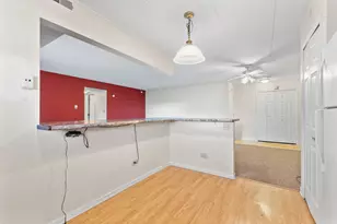 18302 Robin Ln, Homewood, IL 60430 - Photo 9