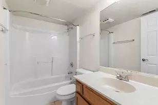 18302 Robin Ln, Homewood, IL 60430 - Photo 17