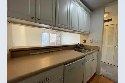 1912 Prairie Square #314A, Schaumburg, IL 60173 - Photo 9