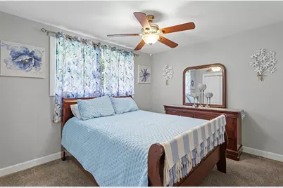 908 E 159th Place, South Holland, IL 60473 - Photo 9