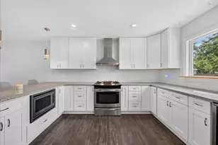 2921 Everglade Ave, Woodridge, IL 60517 - Photo 7