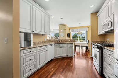 469 Bay Tree Circle, Vernon Hills, IL 60061 - Photo 11