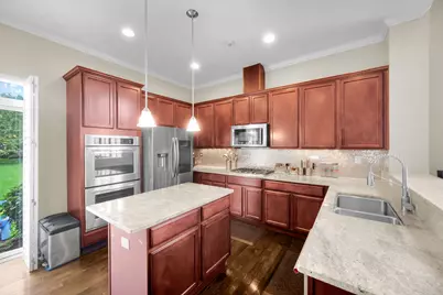 1031 Ravendale Court #1031, Naperville, IL 60540 - Photo 9