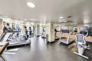 345 N La Salle Dr, Chicago, IL 60654 - Photo 35