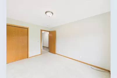 639 Queens Court #8, Rockton, IL 61072 - Photo 23