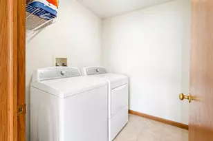 105 Grandview Ct, Volo, IL 60020 - Photo 25