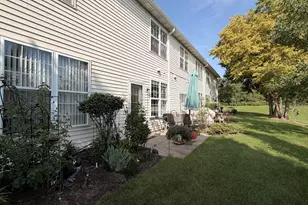 105 Grandview Ct, Volo, IL 60020 - Photo 33