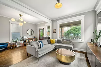 4028 N Central Park Avenue, Chicago, IL 60618 - Photo 5