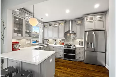 4028 N Central Park Avenue, Chicago, IL 60618 - Photo 9