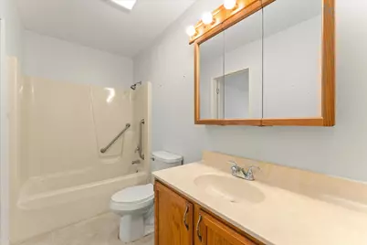 915 E Grant Street, Monticello, IL 61856 - Photo 23