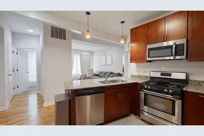 7225 N Rogers Avenue #3, Chicago, IL 60645 - Photo 3