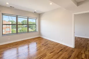 7225 N Rogers Ave, Chicago, IL 60645 - Photo 5