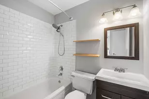 4343 N Clarendon Ave, Chicago, IL 60613 - Photo 15