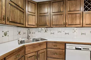 6936 N Kostner Ave, Lincolnwood, IL 60712 - Photo 27