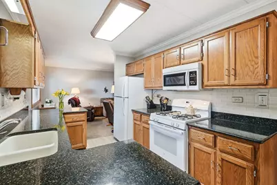 2751 Harbor Drive #2751, Joliet, IL 60431 - Photo 9